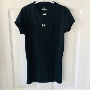 UNDER ARMOR black v neck girls compression athletic shirt size girls Medium